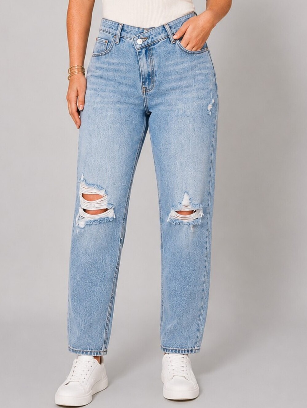 WHITE BIRCH ULTRA HIGH RISE DISTRESSED CROSSOVER WAIST SIZE 12-14 NWOT